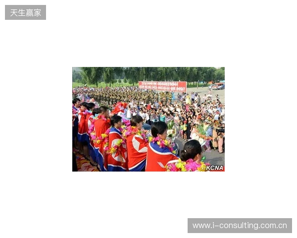 夺得湘超冠军！永州队球员乘坐花车回城，市民夹道欢迎