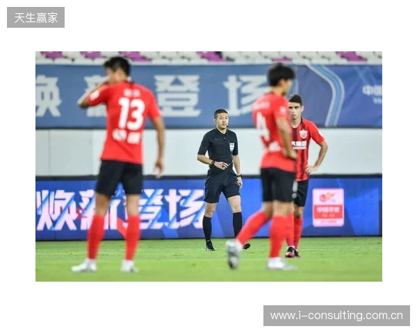 记者谈海港：这赛季确实定位保级了，看不出为啥换茹萨、梅伦多